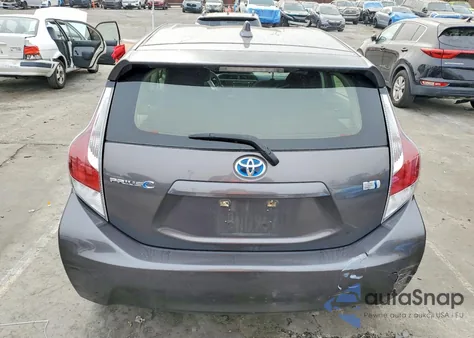 2016 Toyota Prius C z USA, uszkodzony, nr VIN JTDKDTB36G1115843